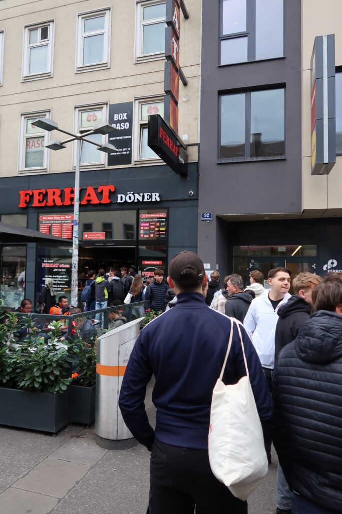 Kulinarisches Ankommen in Wien - Ferhat Döner