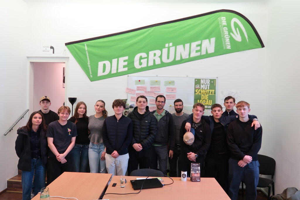 Gruppenbild bei den Grünen Simmering